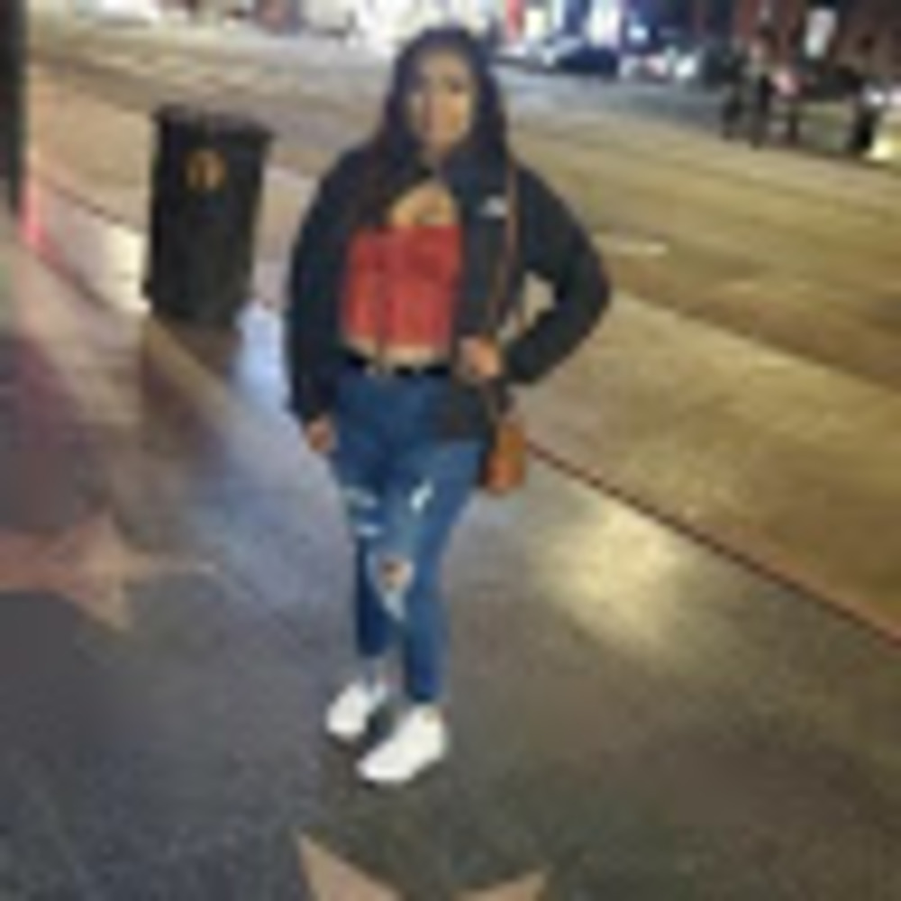 Meet your Posher, Aylin